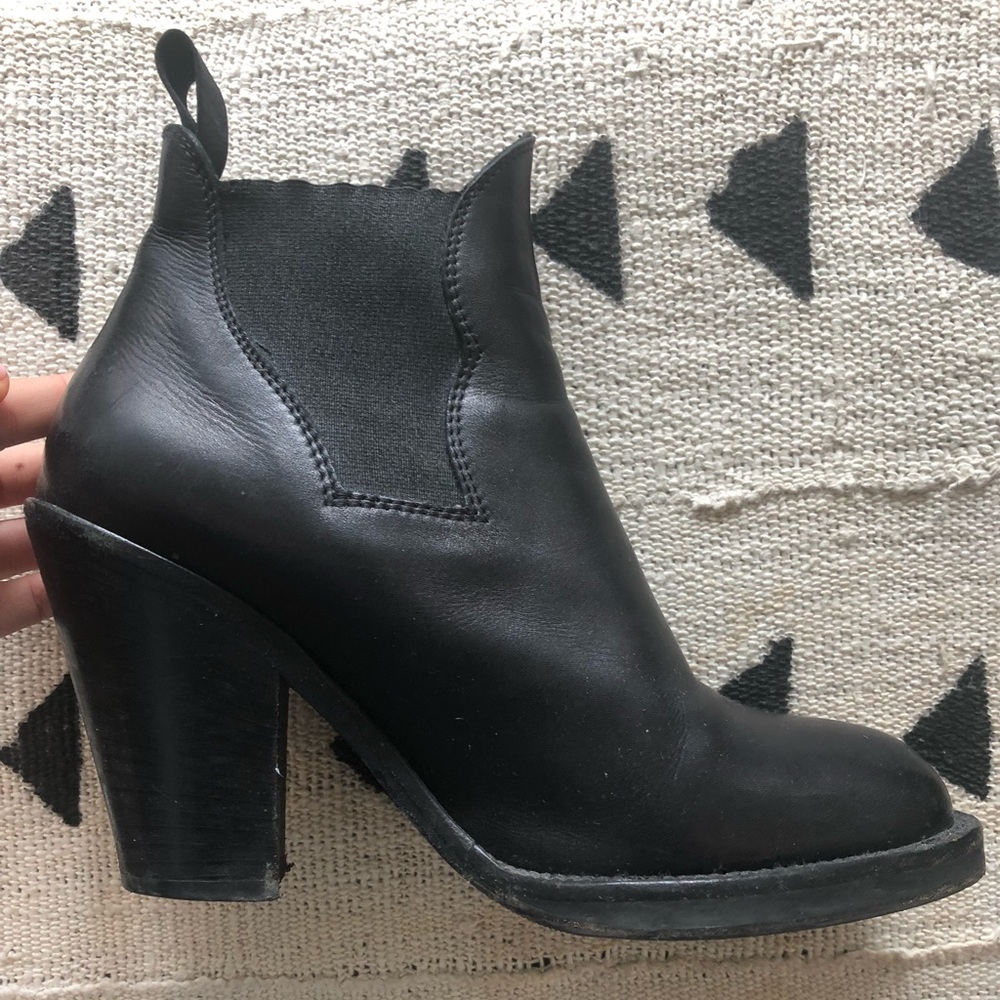 ACNE size 37 booties